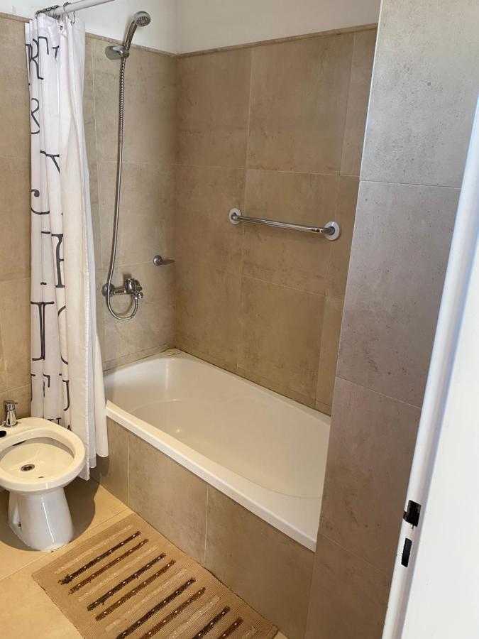 Apartamento Monoambiente Céntrico único Puerto Madryn Exterior foto